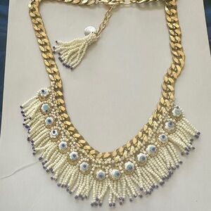 Deepa Gurnani’s Elegant statement collar by designer w/ backing.
NK5116IVR